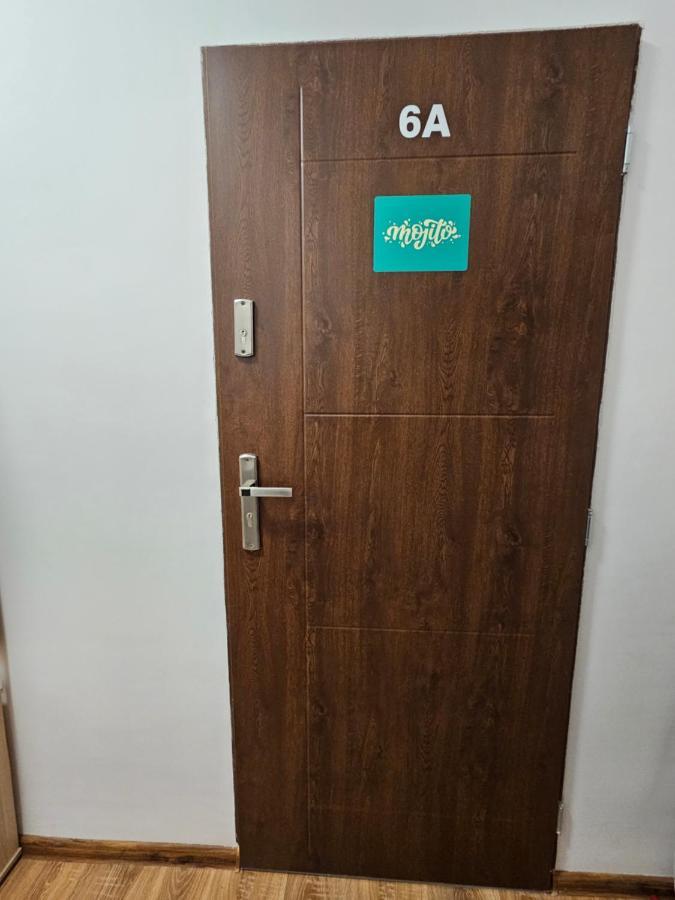 Apartamenty Koktajlove Кельце Экстерьер фото