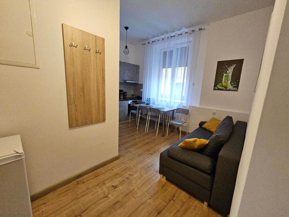 Apartamenty Koktajlove Кельце Экстерьер фото